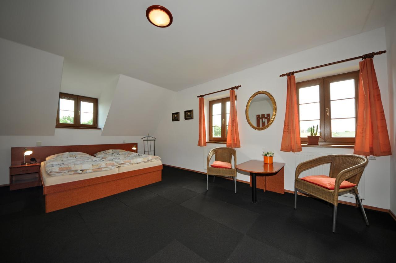 Penzion Praktik Krumlov Prisecna Ngoại thất bức ảnh