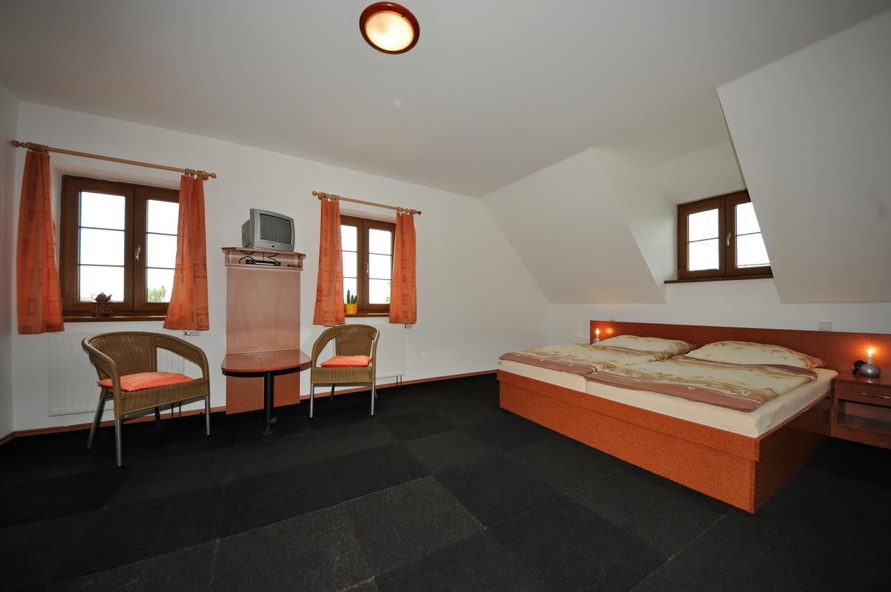 Penzion Praktik Krumlov Prisecna Ngoại thất bức ảnh