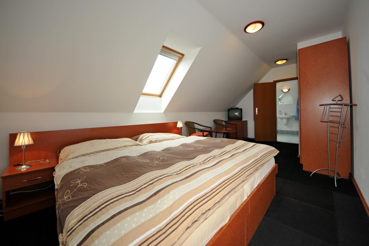 Penzion Praktik Krumlov Prisecna Ngoại thất bức ảnh